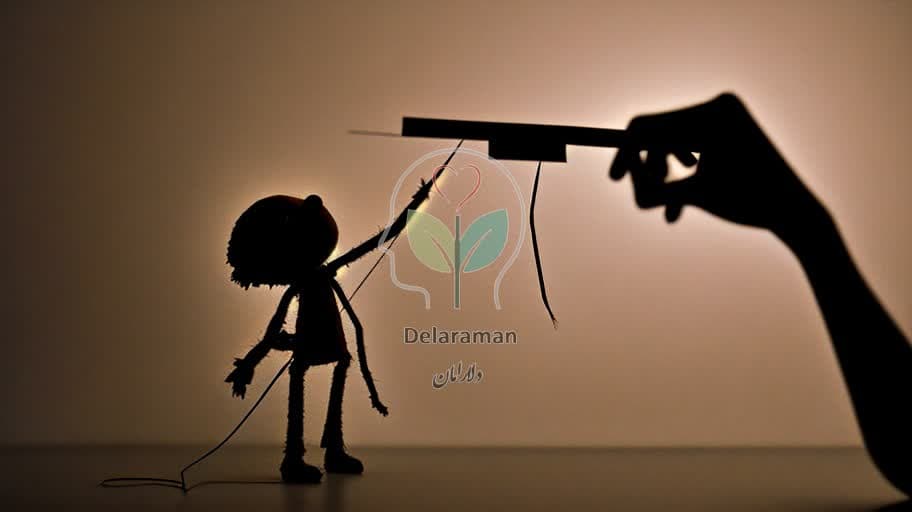 7 گام عملی برای رهایی از وابستگی عاطفی ناسالم و ساختن زندگی مستقل